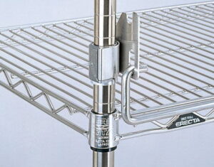 可倒式レッジ（落下防止金具）